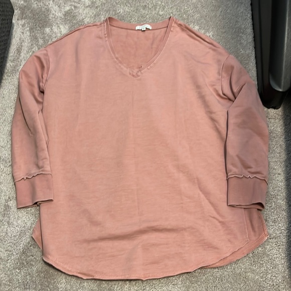 Z Supply Distressed oversized sweater - Picture 1 of 3